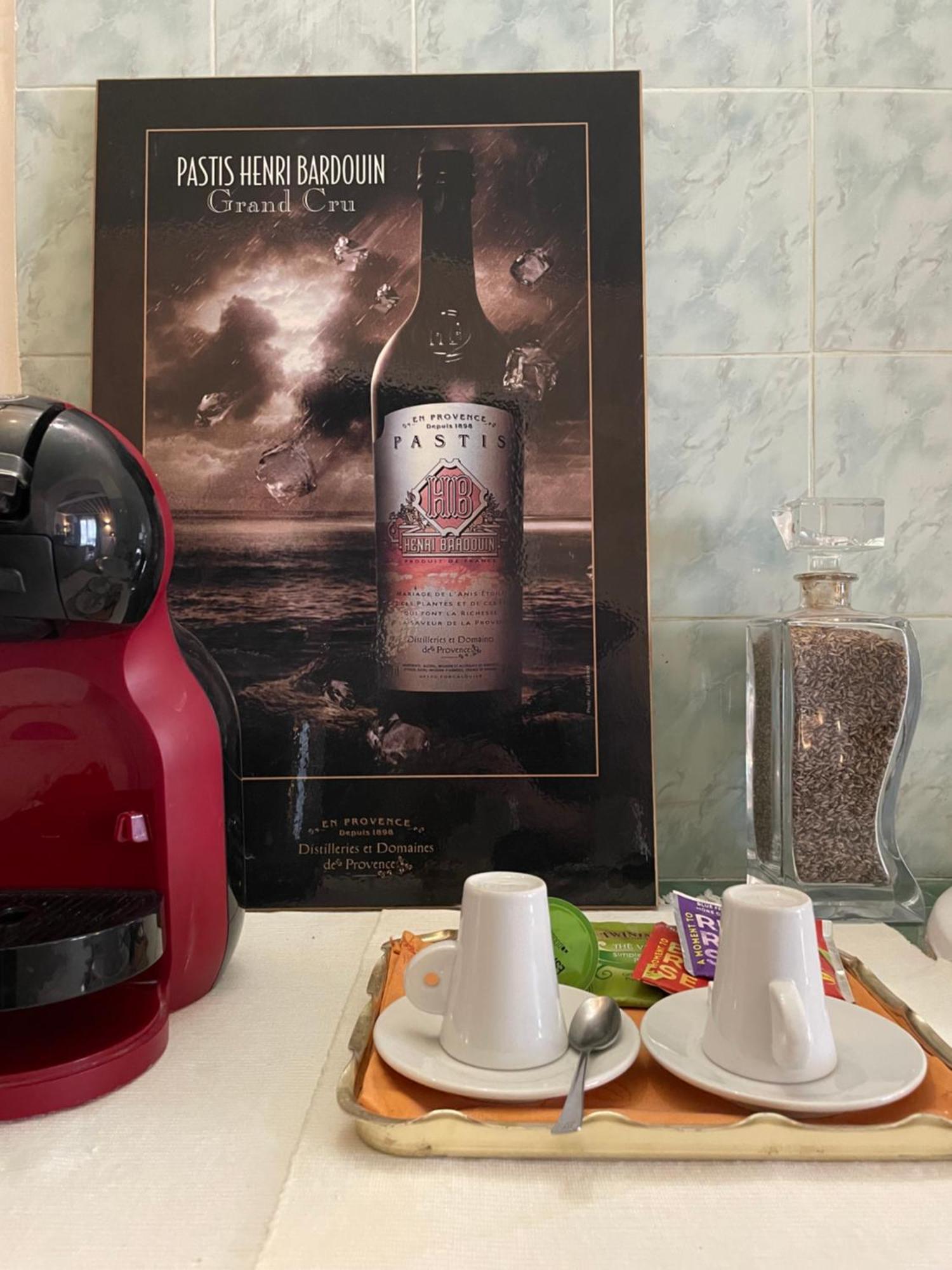 In Provence Hotel - Experience Atypique 沃内勒 外观 照片