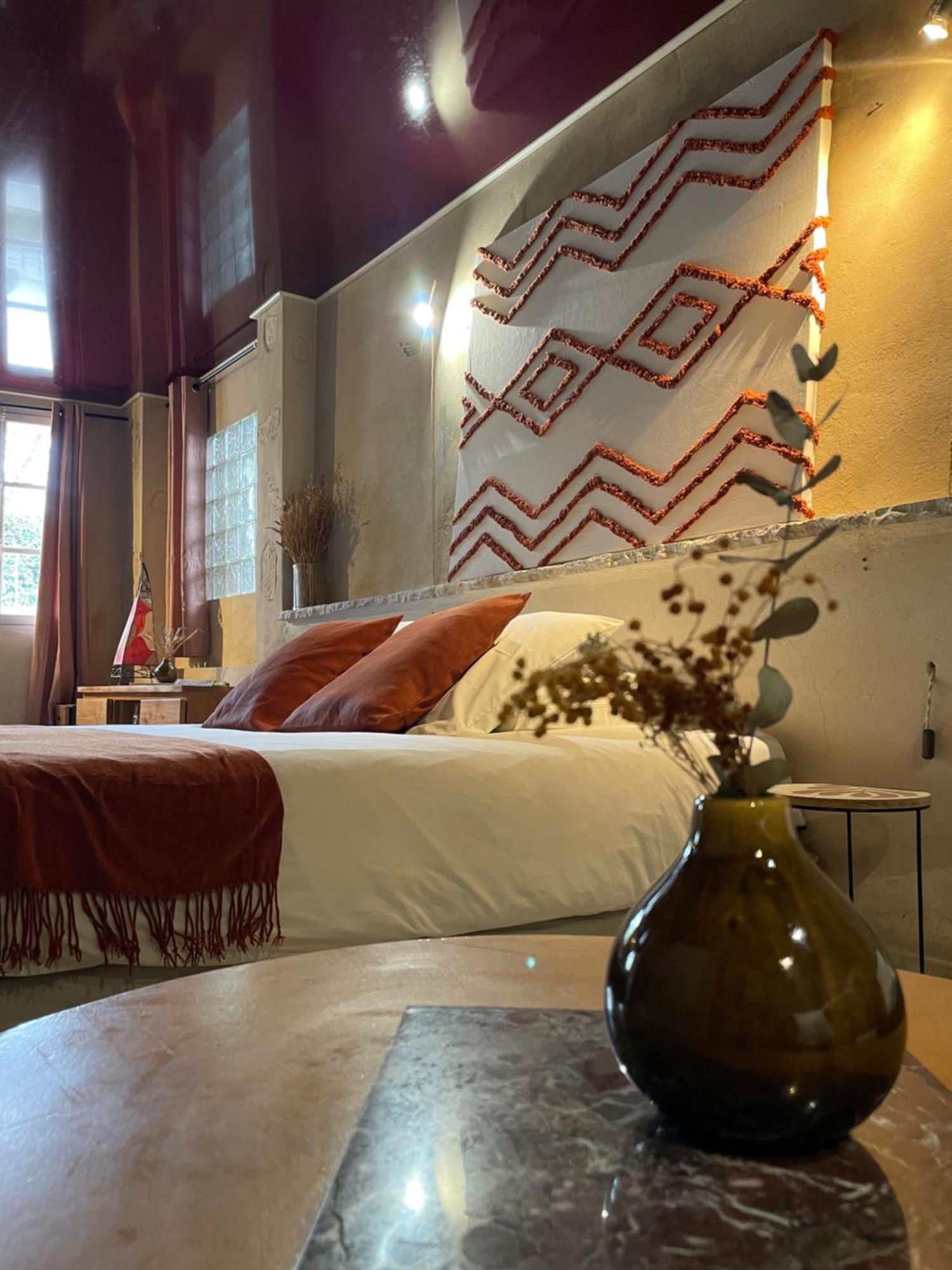 In Provence Hotel - Experience Atypique 沃内勒 外观 照片