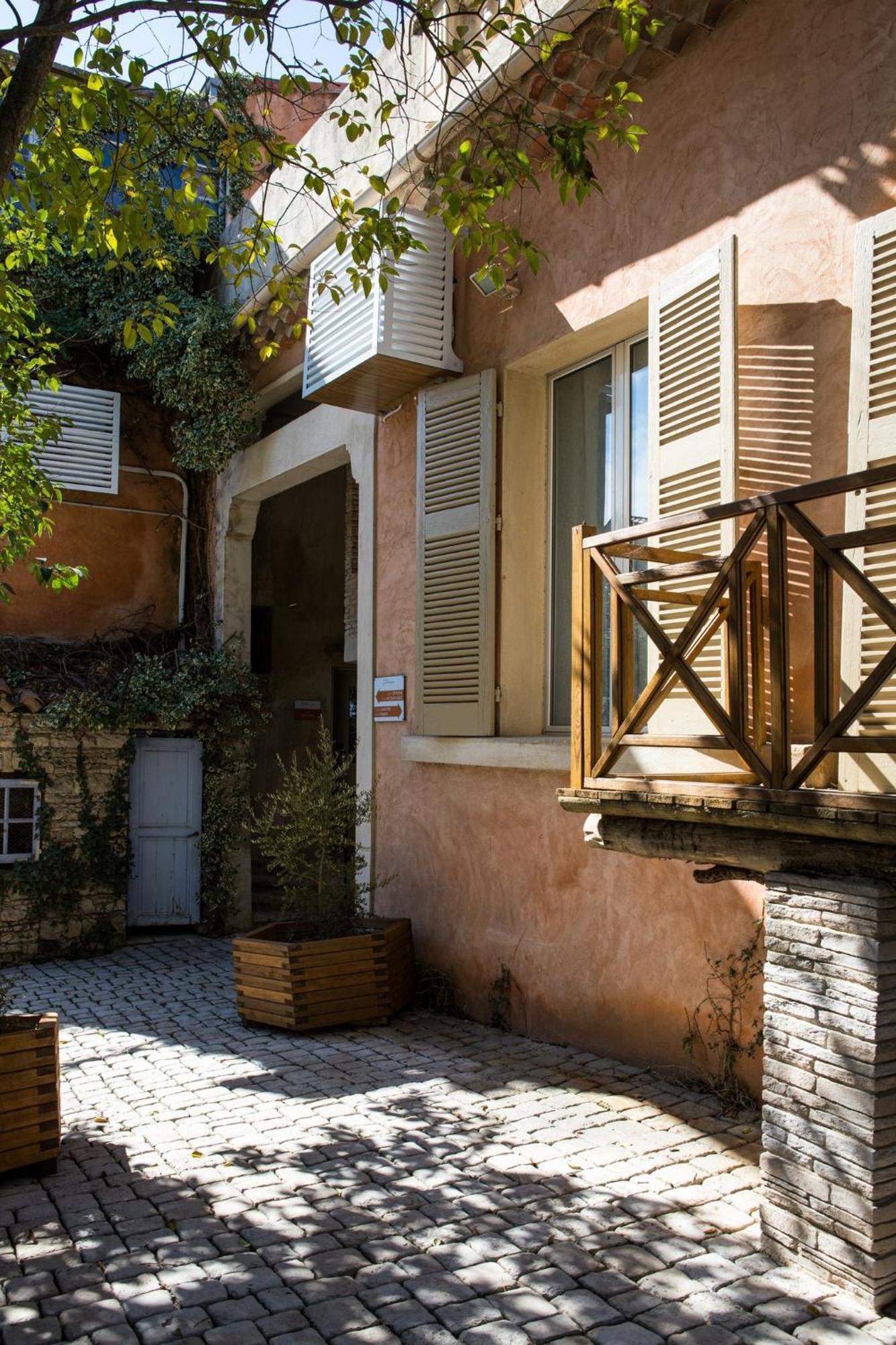 In Provence Hotel - Experience Atypique 沃内勒 外观 照片