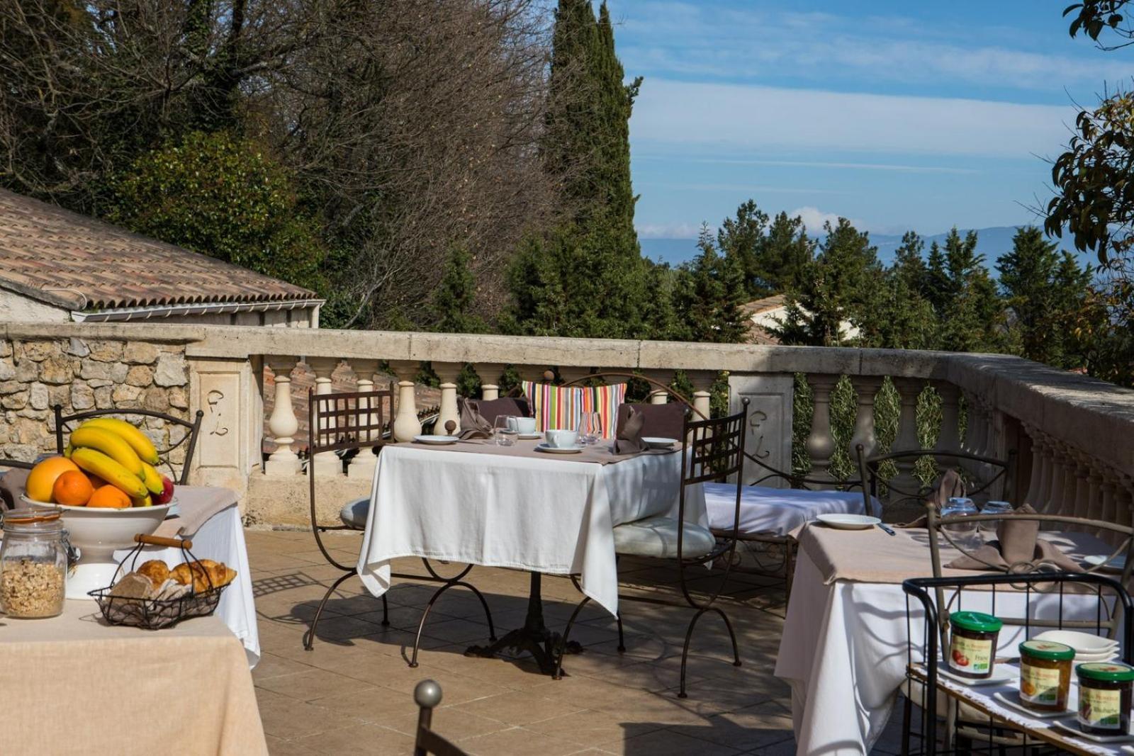 In Provence Hotel - Experience Atypique 沃内勒 外观 照片